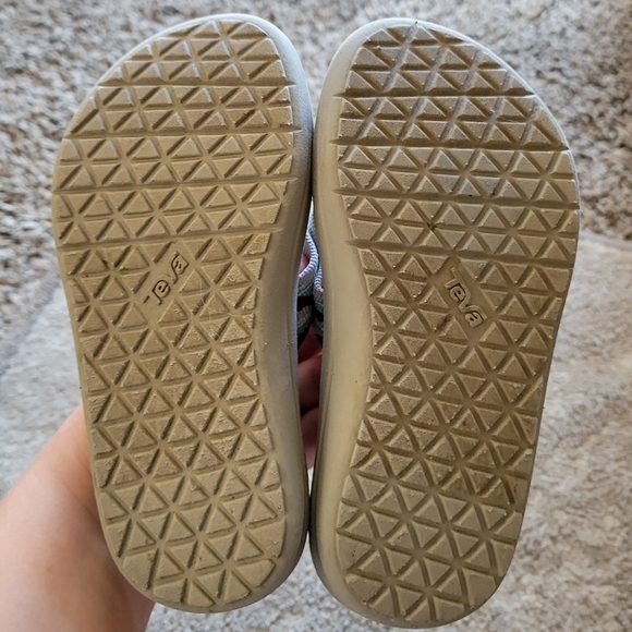 Teva Voya Thong Flip Flops Kids Size 11 - Picture 7 of 8